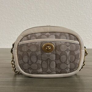 COACH Signature Jacquard Camera Bag Quilted Crossbody C5275